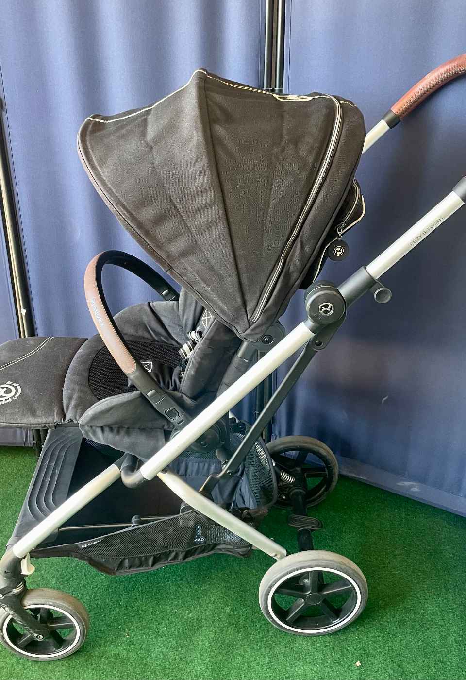 Cybex Eezy Twist 2+ Cybex  d'occasion — Maison Chaton